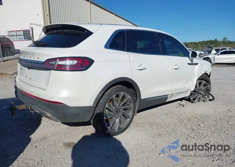 2022 Lincoln Nautilus Reserve z USA, uszkodzony, nr VIN 2LMPJ8K93NBL06069